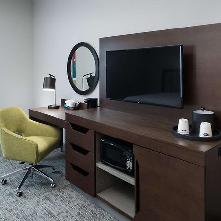 Hampton Inn & Suites Cape Canaveral Cruise Port, Fl Экстерьер фото