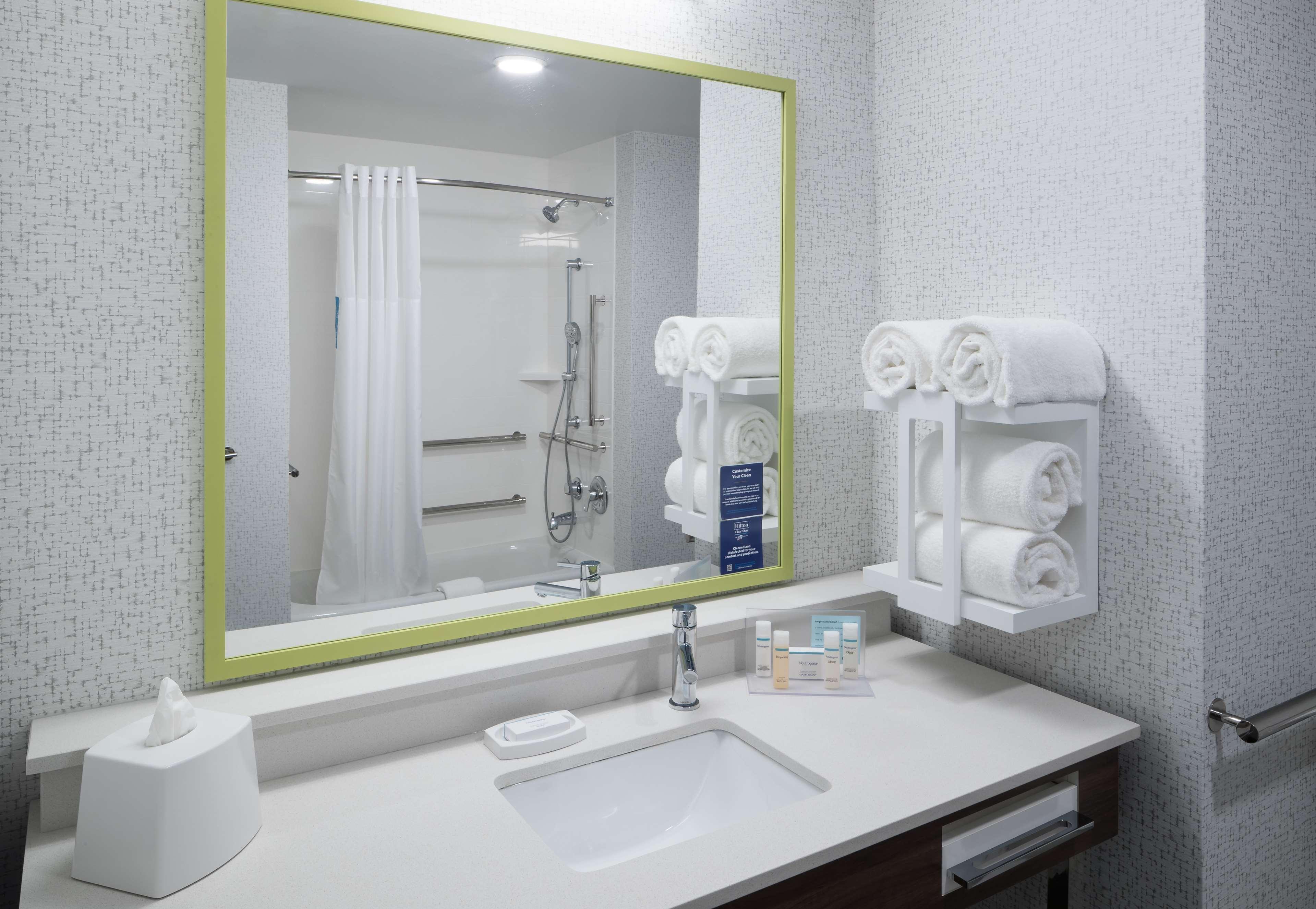 Hampton Inn & Suites Cape Canaveral Cruise Port, Fl Экстерьер фото