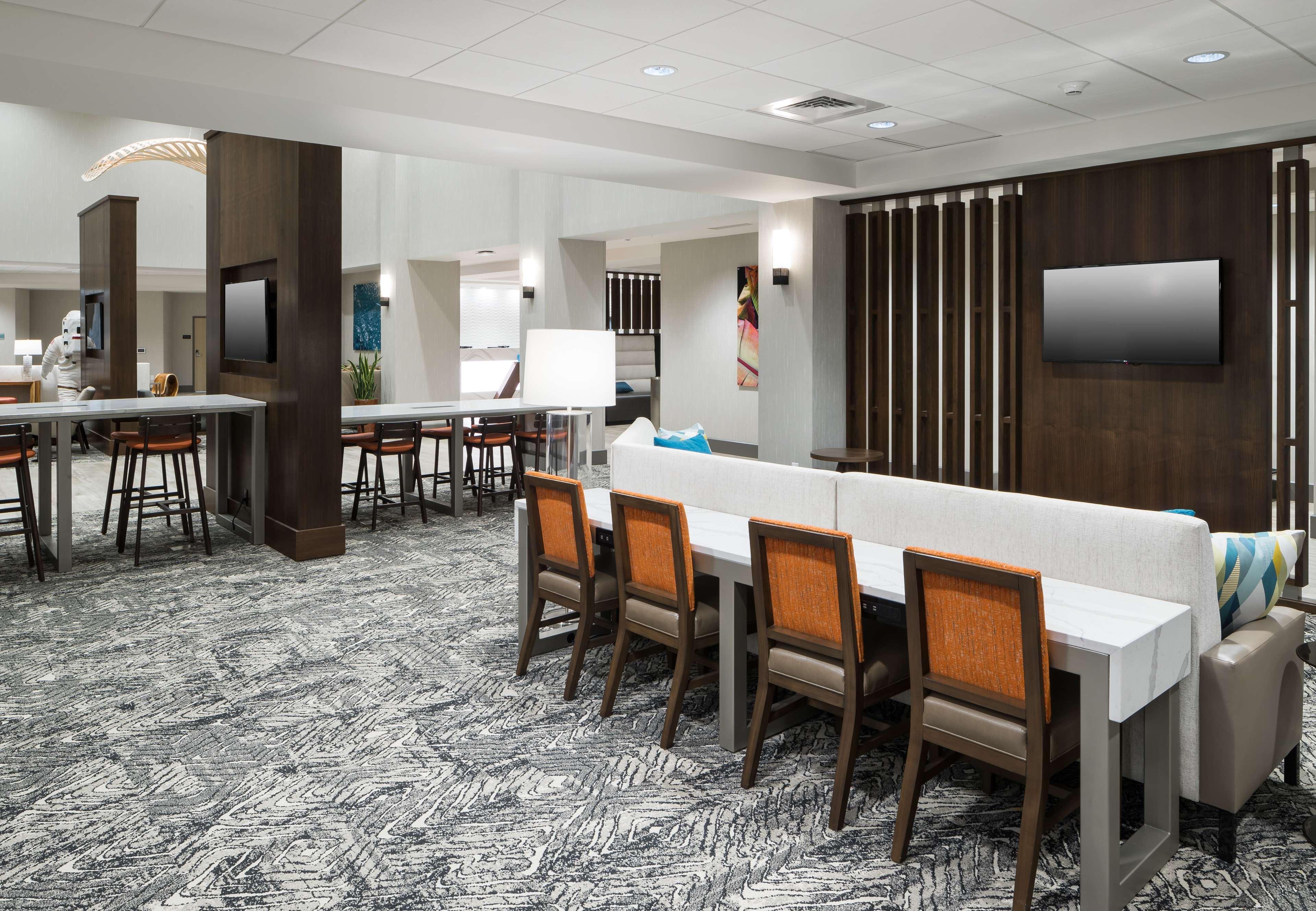 Hampton Inn & Suites Cape Canaveral Cruise Port, Fl Экстерьер фото