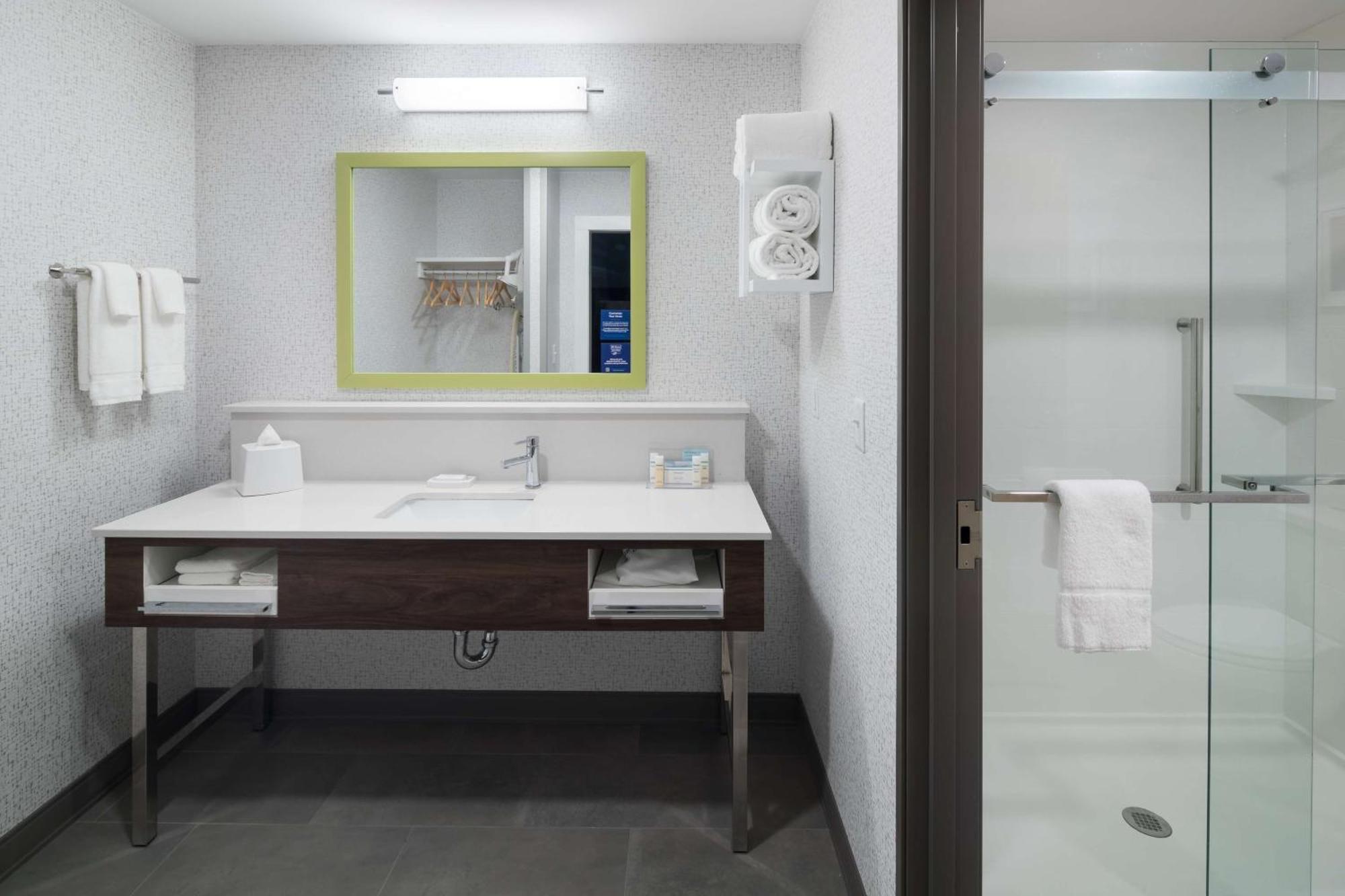 Hampton Inn & Suites Cape Canaveral Cruise Port, Fl Экстерьер фото