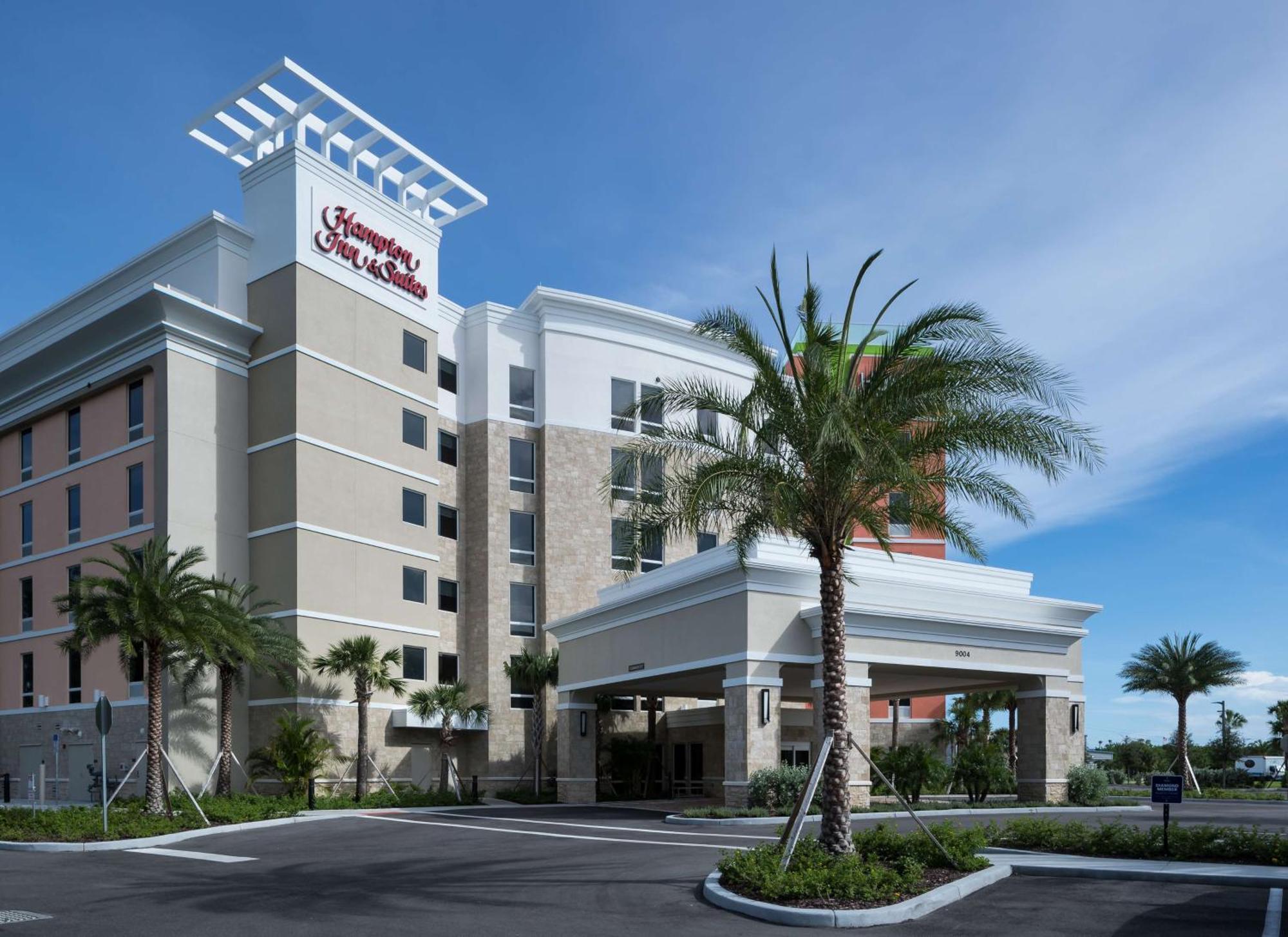 Hampton Inn & Suites Cape Canaveral Cruise Port, Fl Экстерьер фото